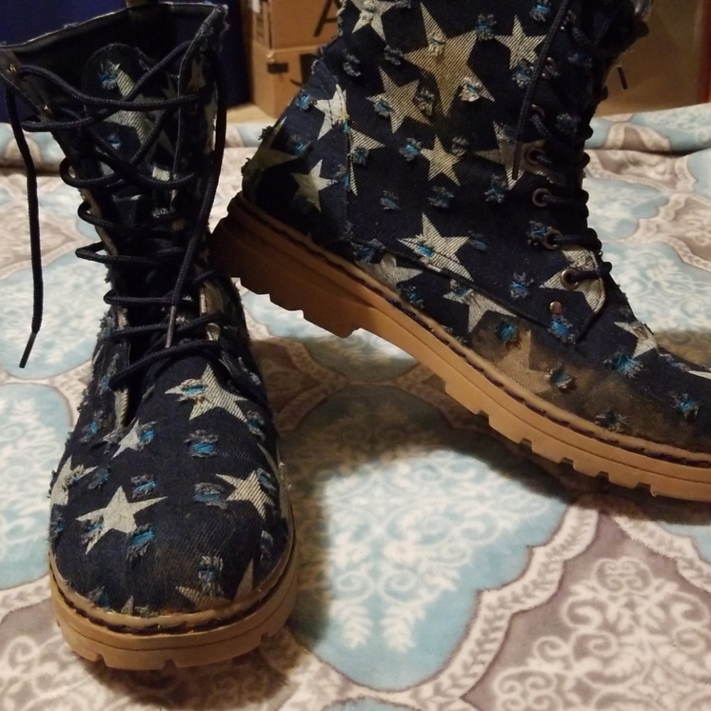 Star gazing mud boots